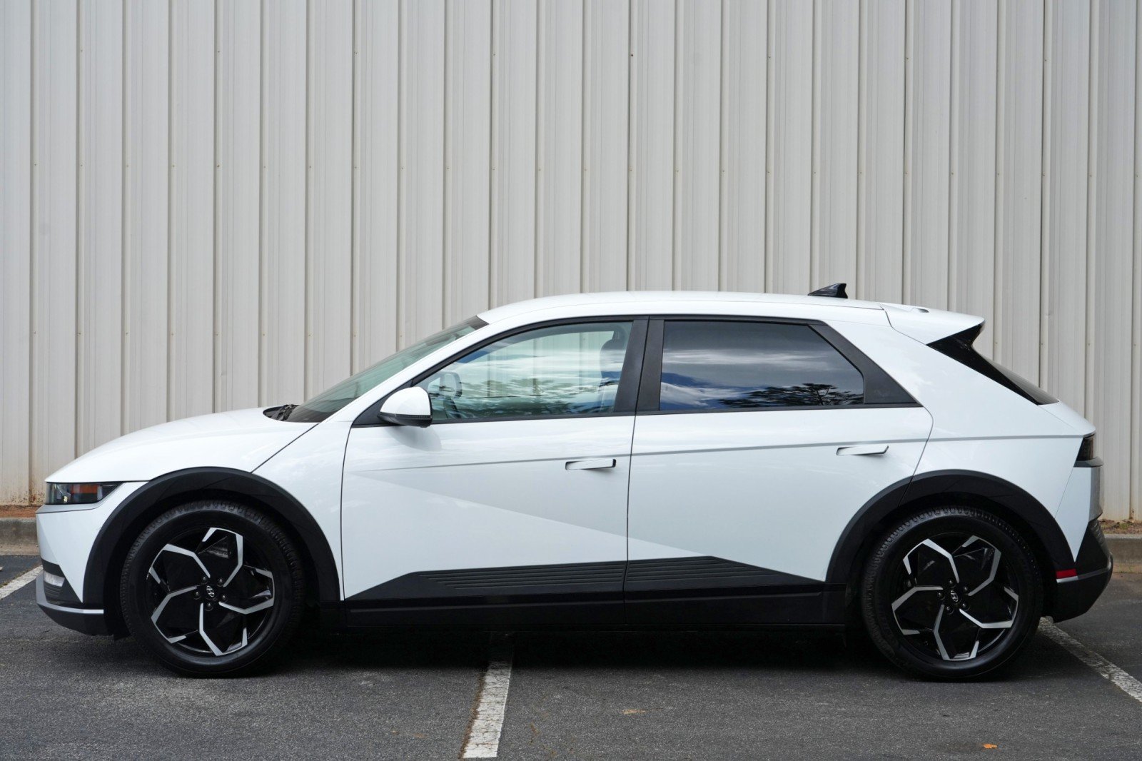 Used 2022 Hyundai Ioniq 5 SE RWD image 47