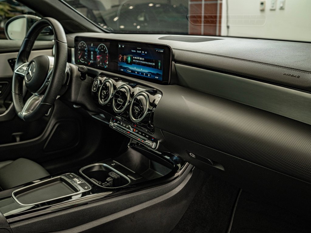 Certified 2025 Mercedes-Benz CLA 250 4MATIC image 21