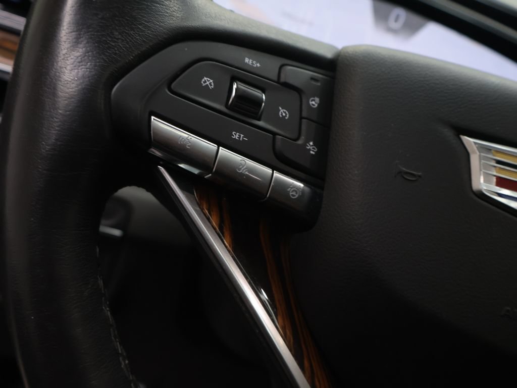 Used 2022 Cadillac Escalade Premium Luxury AWD/4WD image 20