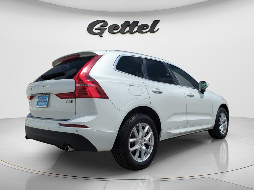 Used 2021 Volvo XC60 T6 Momentum AWD/4WD image 5