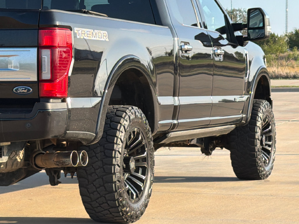 Used 2022 Ford F250 Platinum w/ Tremor Off-Road Package AWD/4WD image 6