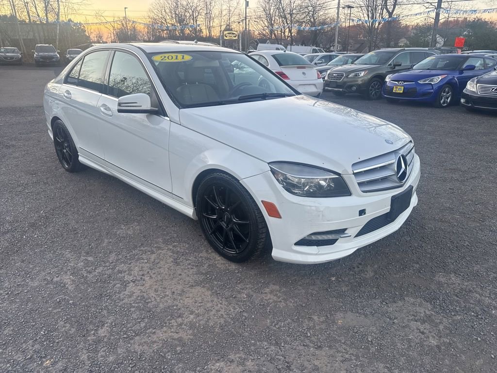 Used 2011 Mercedes-Benz C 300 4MATIC Sedan image 10