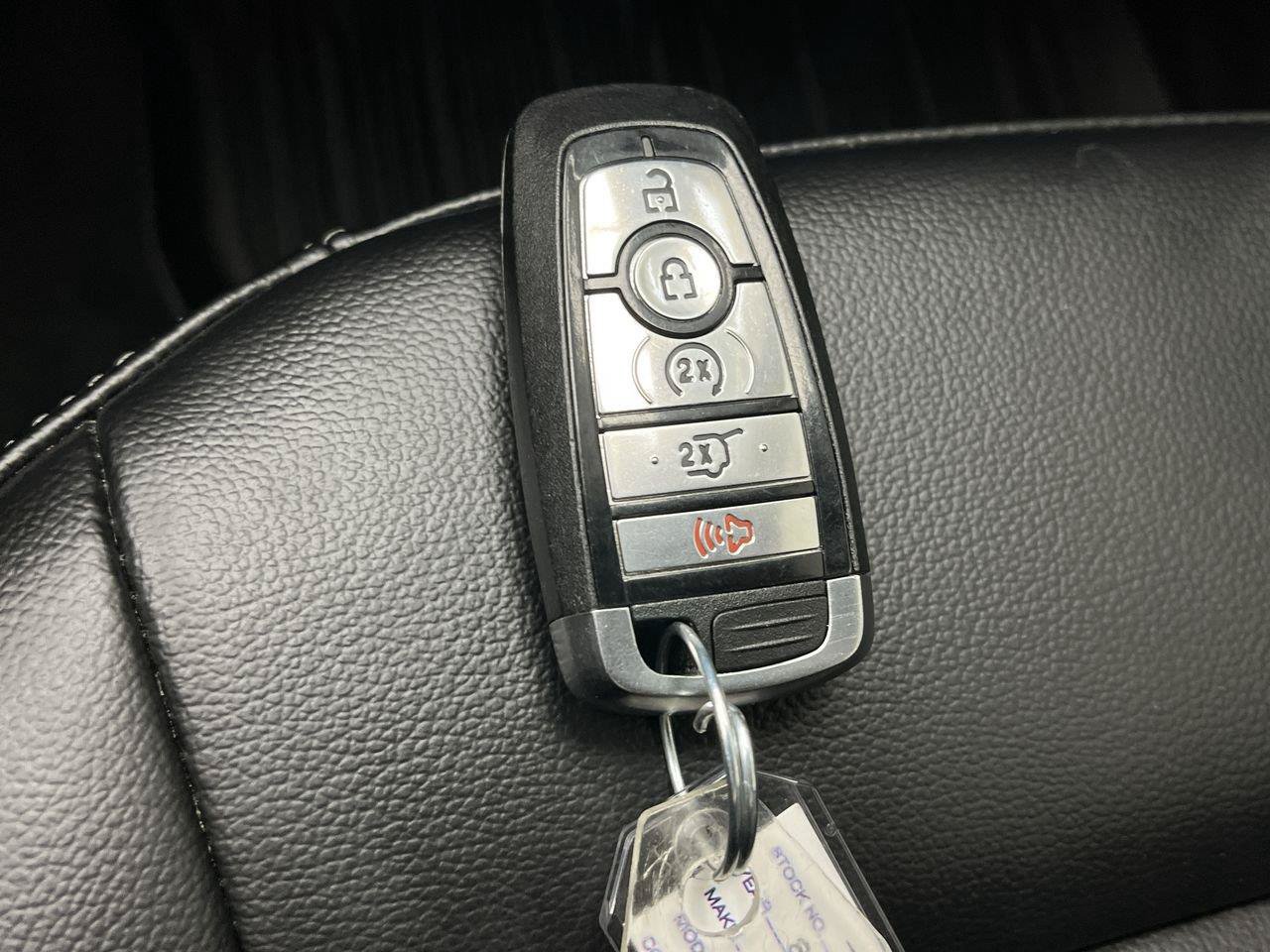 Used 2024 Ford Edge SEL w/ Convenience Package AWD/4WD image 32