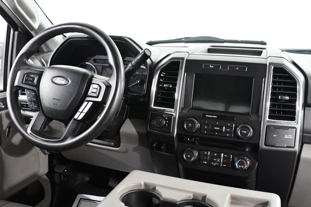 Used 2017 Ford F350 XLT AWD/4WD image 8