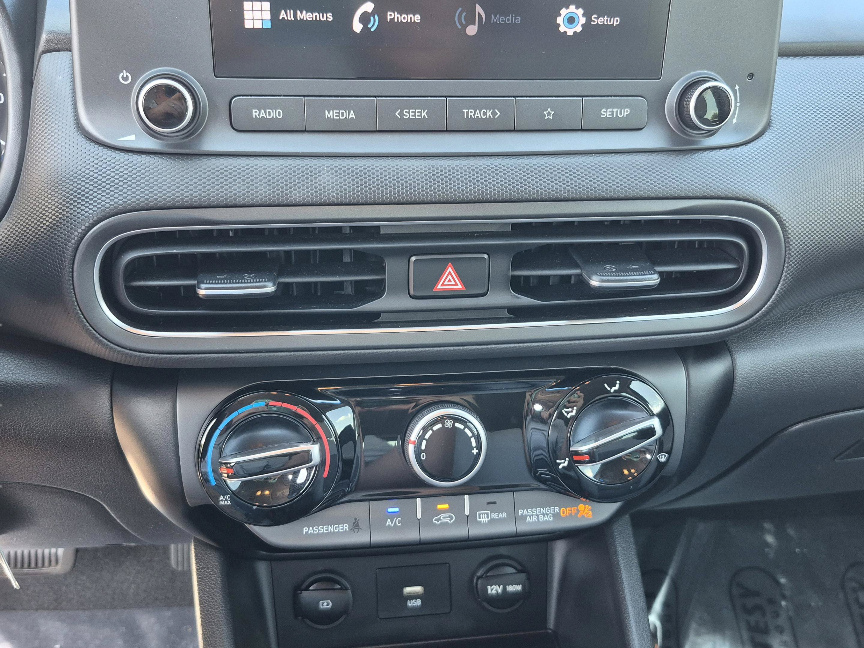 Certified 2023 Hyundai Kona SE w/ Cargo Package AWD/4WD image 24