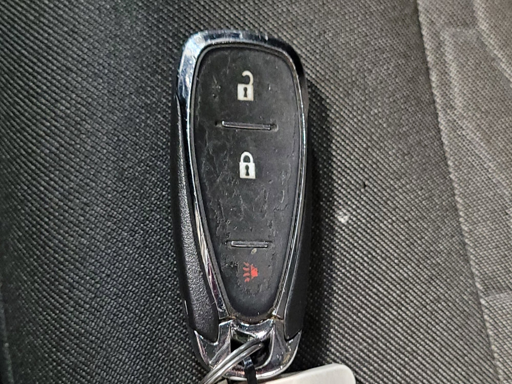 Used 2020 Chevrolet Equinox LT image 32