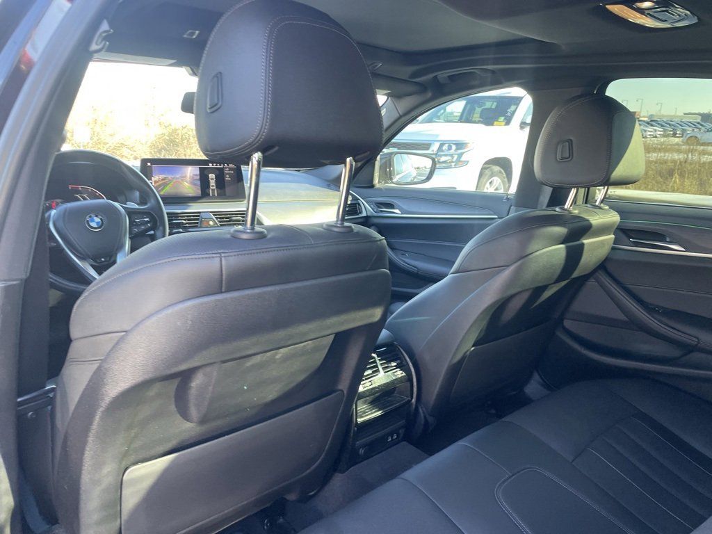 Used 2022 BMW 530i 530i w/ Convenience Package image 24