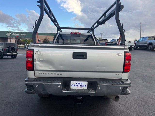 Used 2015 Chevrolet Silverado 3500 LTZ w/ Duramax Plus Package AWD/4WD image 10