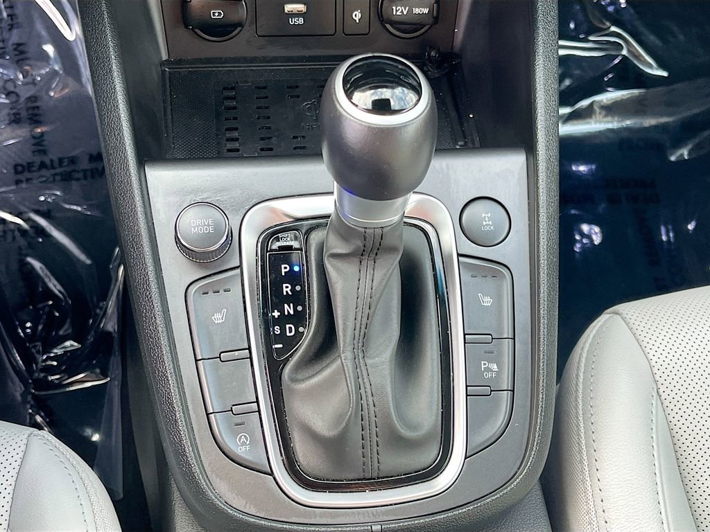 Used 2023 Hyundai Kona Limited image 17