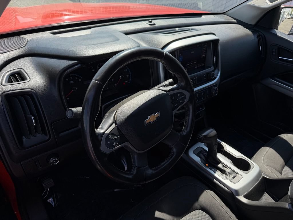 Used 2020 Chevrolet Colorado LT w/ LT Convenience Package RWD image 17