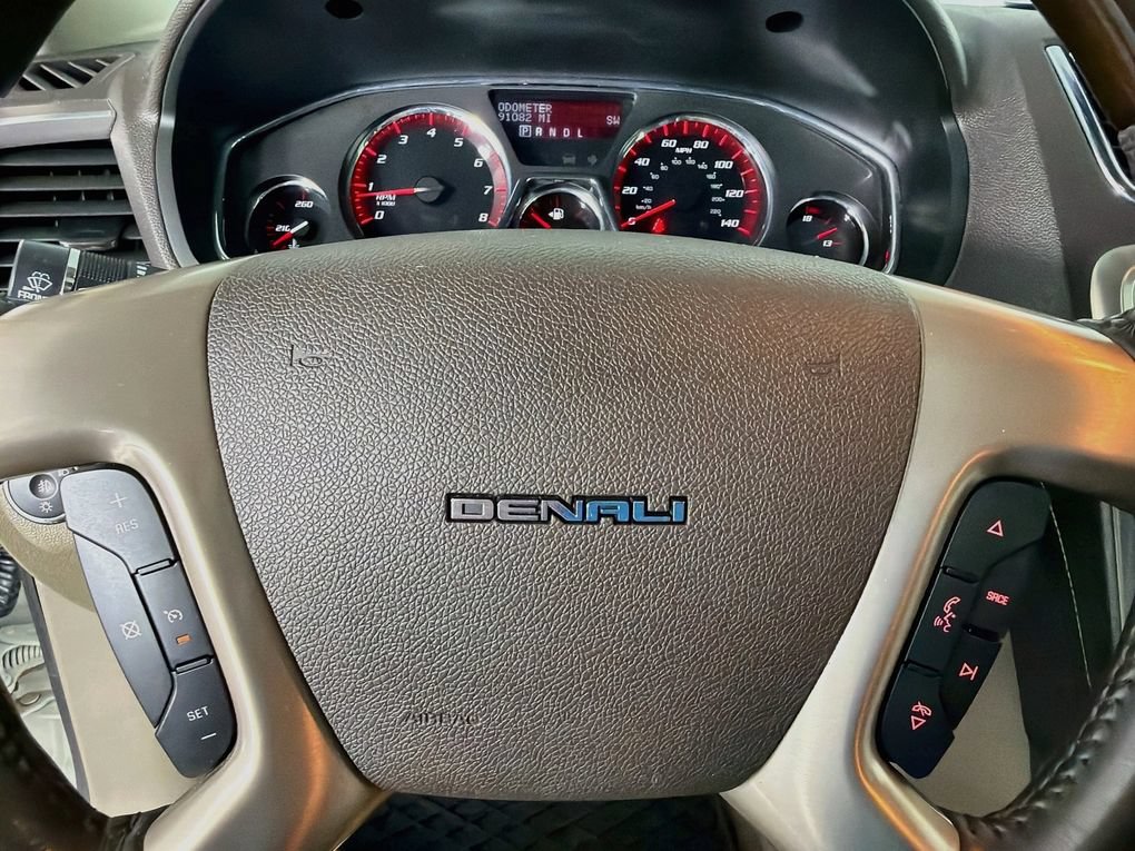 Used 2014 GMC Acadia Denali AWD/4WD image 16