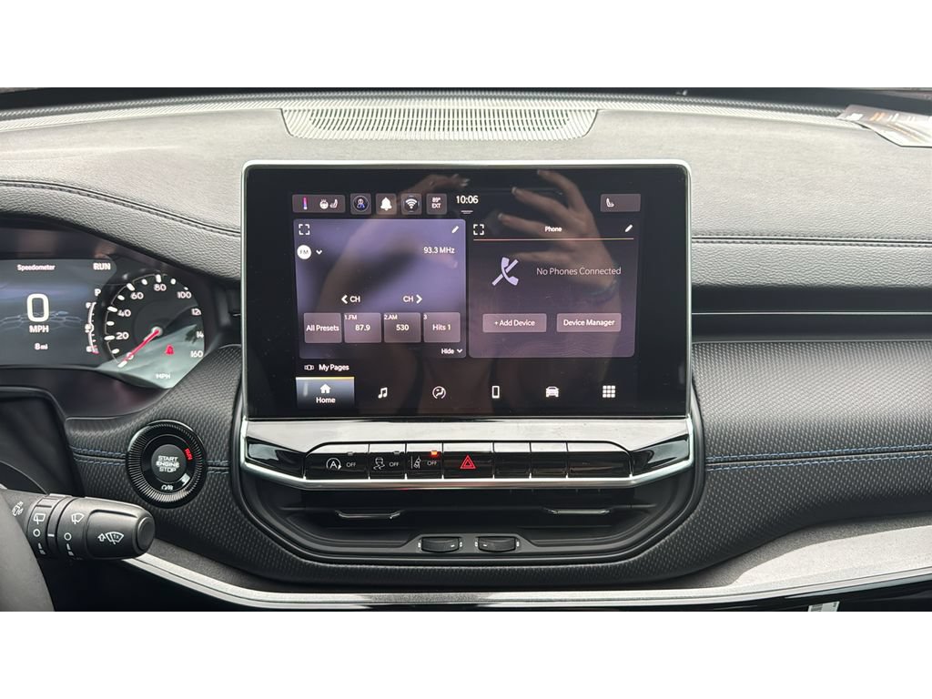 New 2026 Jeep Compass Latitude AWD/4WD image 18