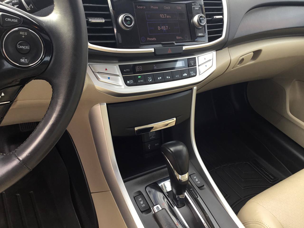 Used 2015 Honda Accord EX-L image 29