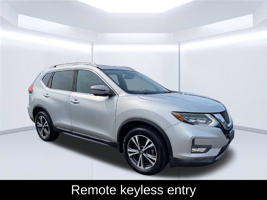 Used 2017 Nissan Rogue SL w/ SL Premium Package AWD/4WD image 9