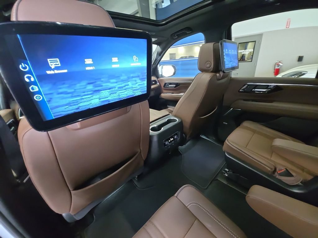 Certified 2026 Chevrolet Tahoe High Country AWD/4WD image 34