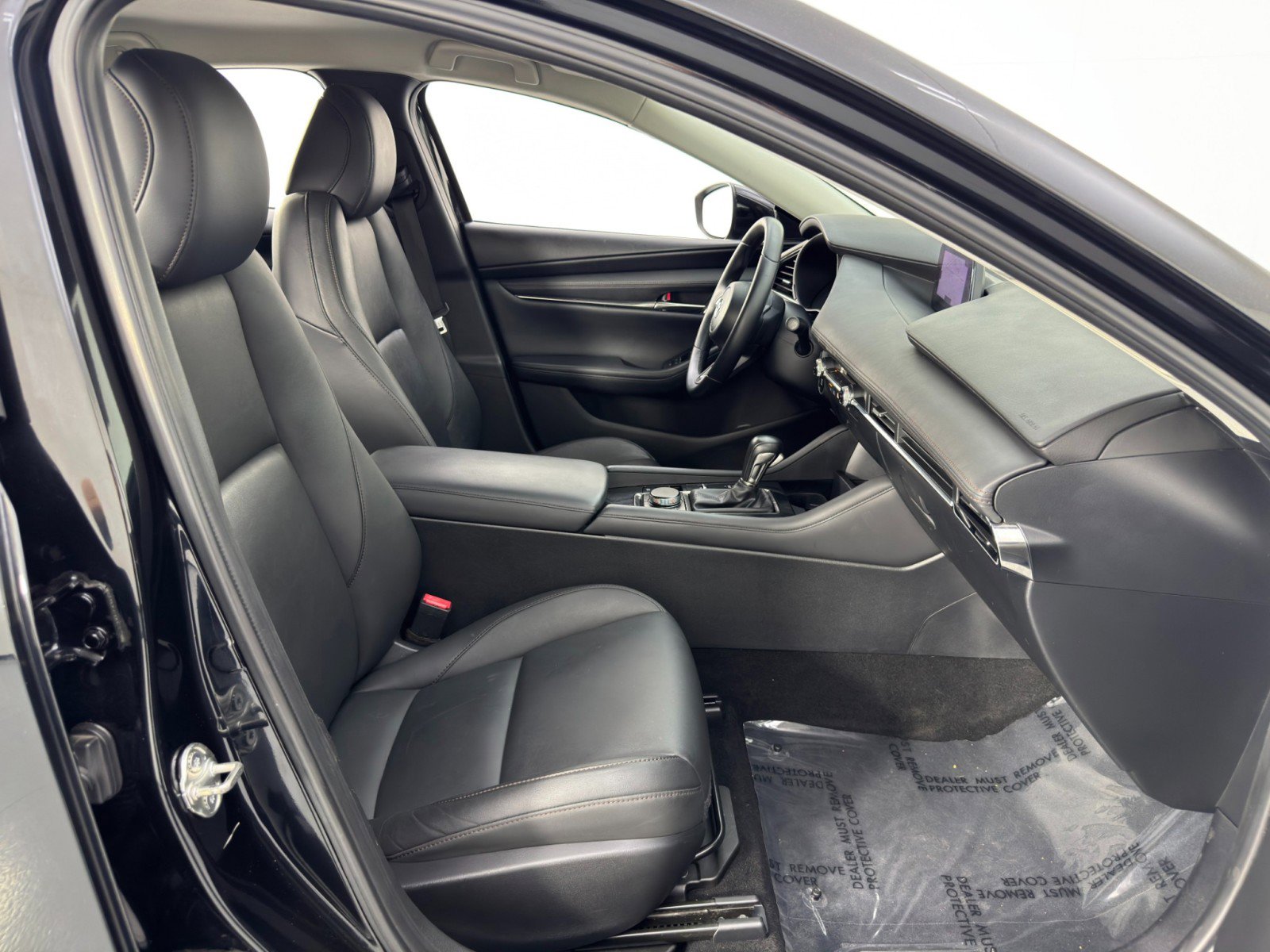 Used 2019 MAZDA MAZDA3 Sedan w/ Preferred Package image 14