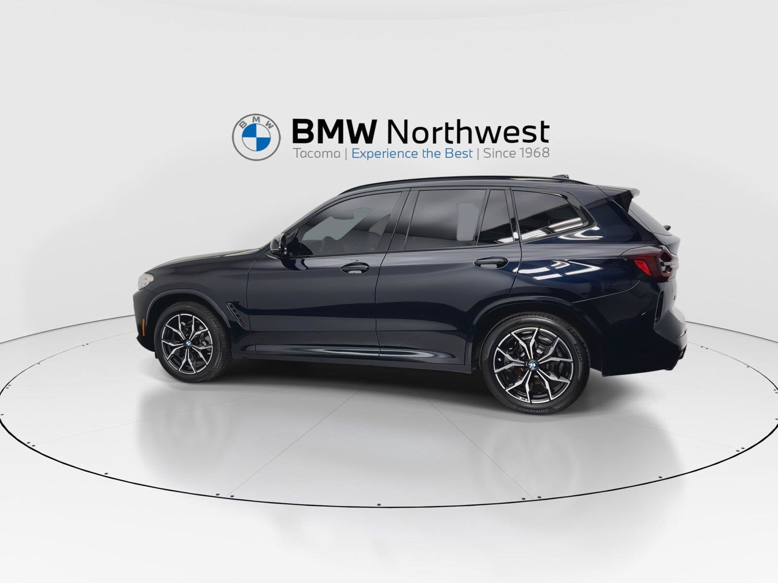 Used 2023 BMW X3 xDrive30i w/ M Sport Package AWD/4WD image 4