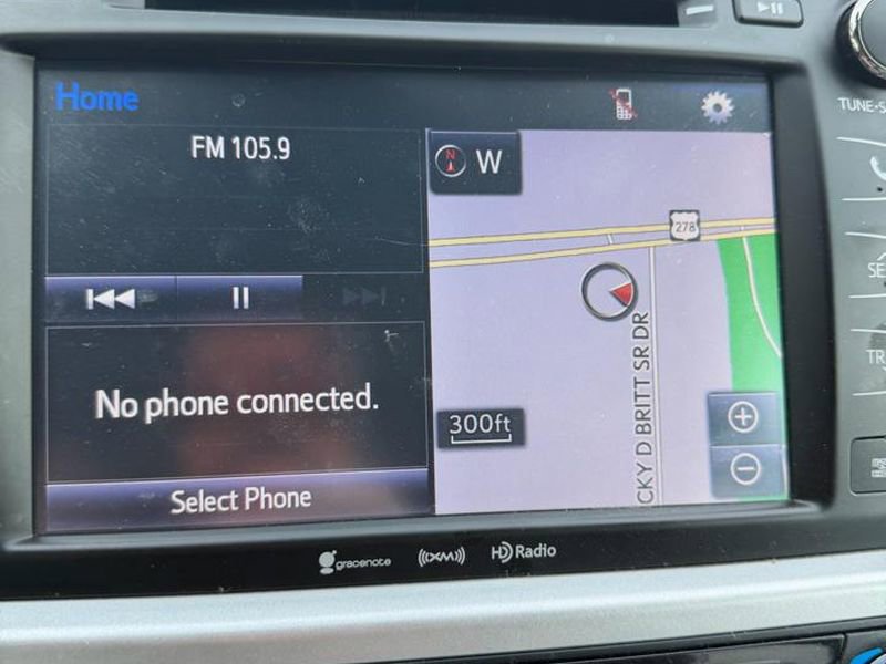 Used 2018 Toyota Highlander XLE FWD image 15