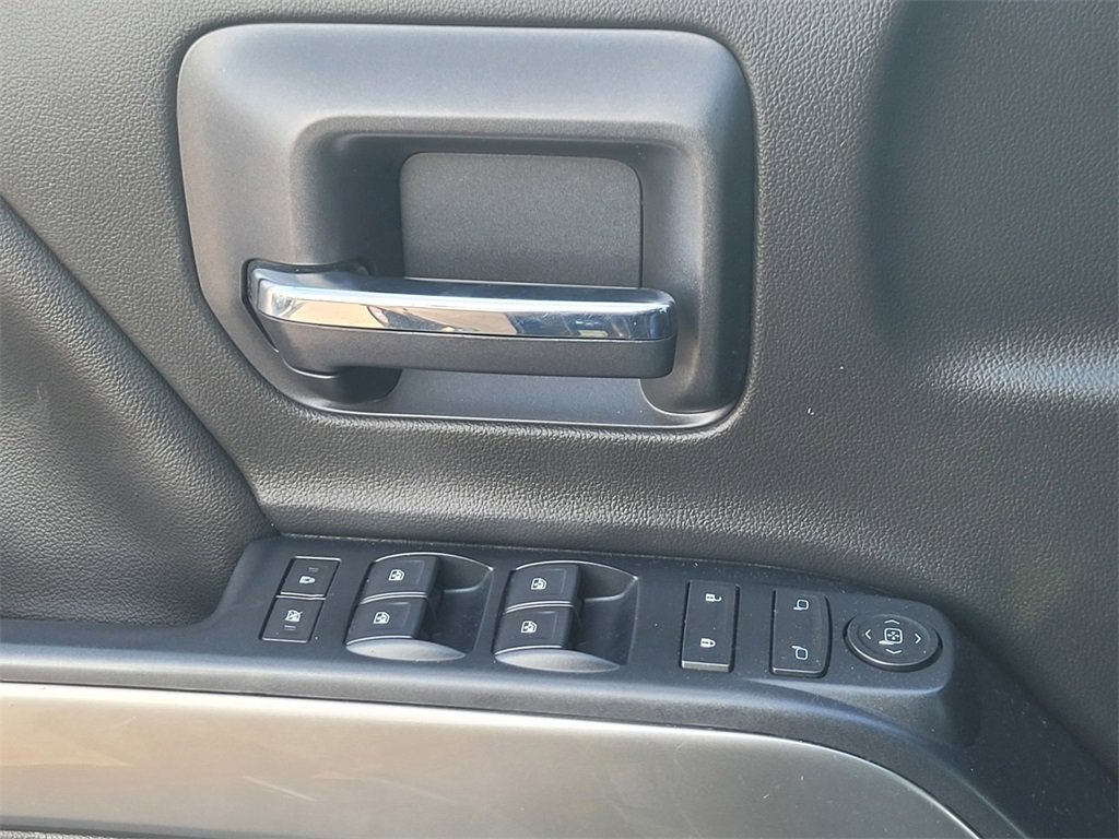 Used 2018 Chevrolet Silverado 1500 LT w/ LT Eassist Package image 27