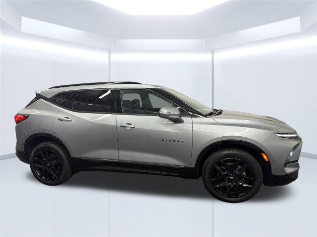 Used 2024 Chevrolet Blazer RS AWD/4WD image 4