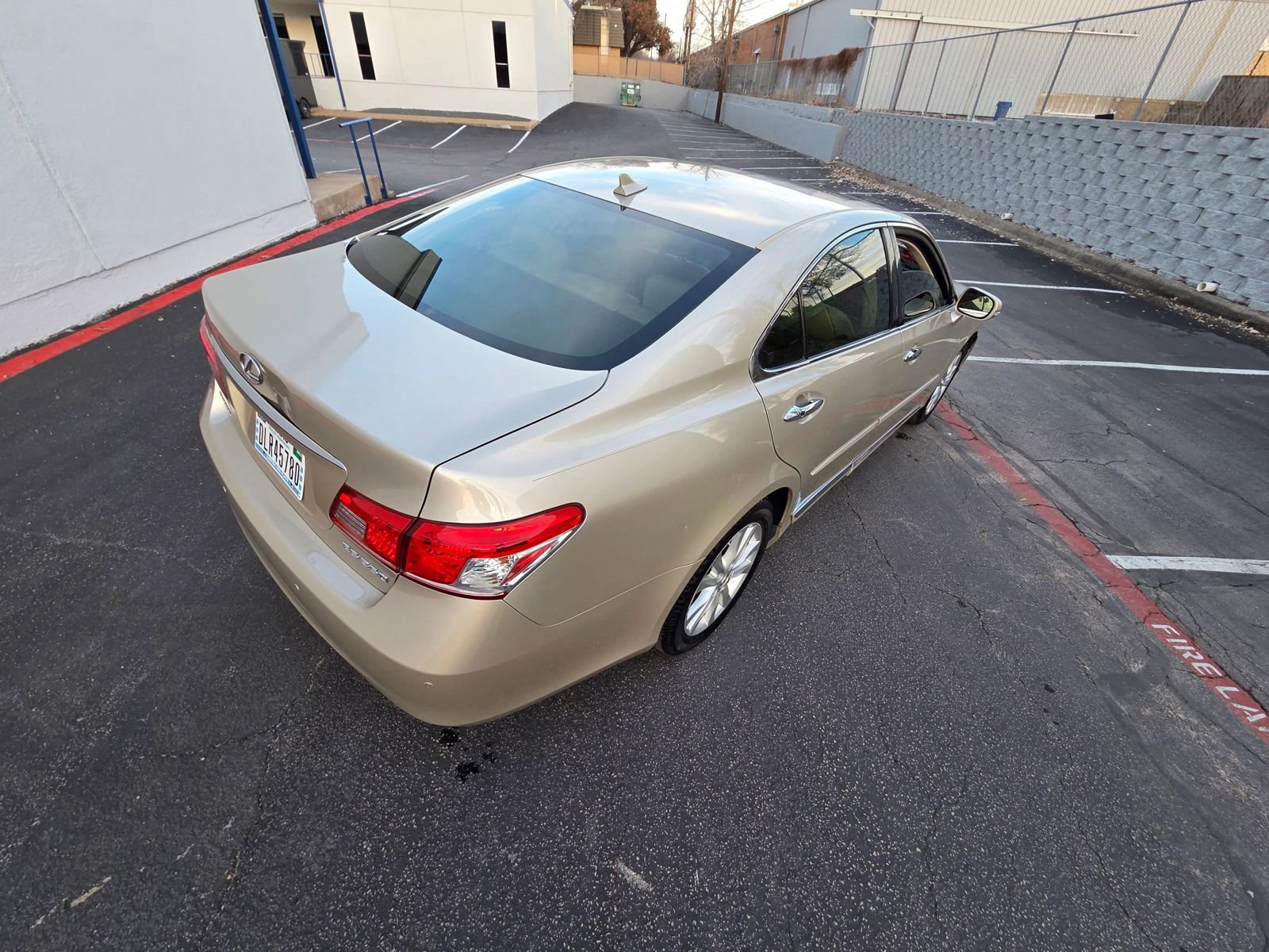 Used 2012 Lexus ES 350 image 4