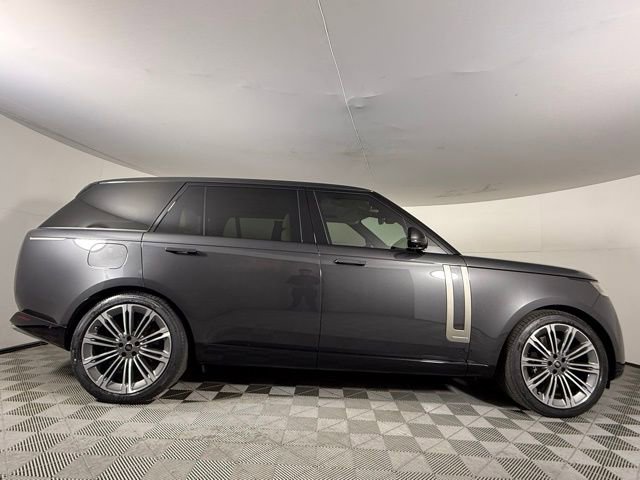 Certified 2025 Land Rover Range Rover Long Wheelbase Autobiography AWD/4WD image 9