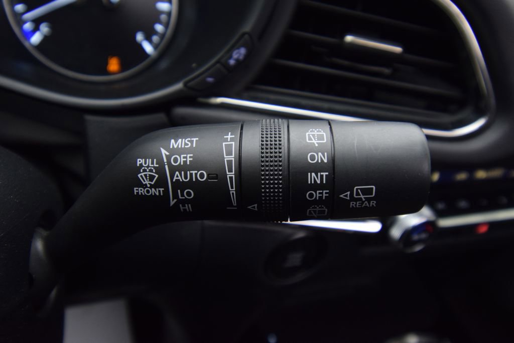 Used 2024 MAZDA CX-30 AWD 2.5 S w/ Premium Package image 36