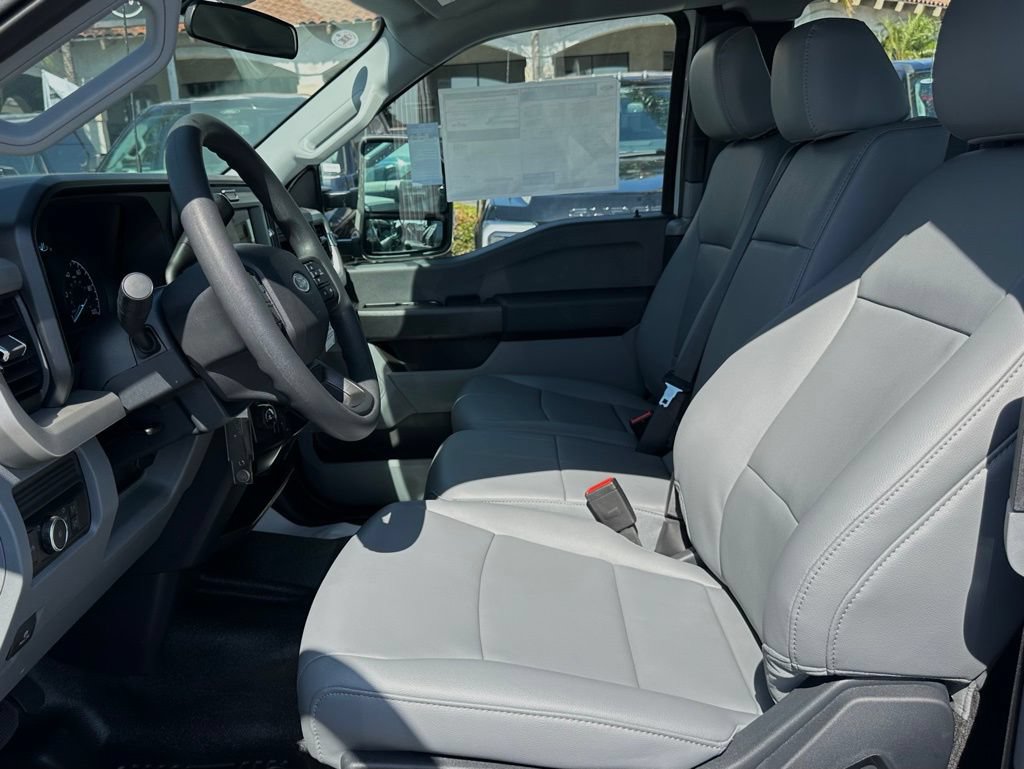 New 2026 Ford F250 XL w/ 360-Degree Camera Package RWD image 17