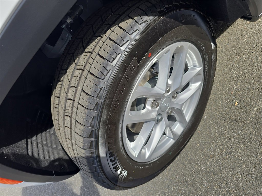 New 2025 Jeep Grand Cherokee Laredo X image 33