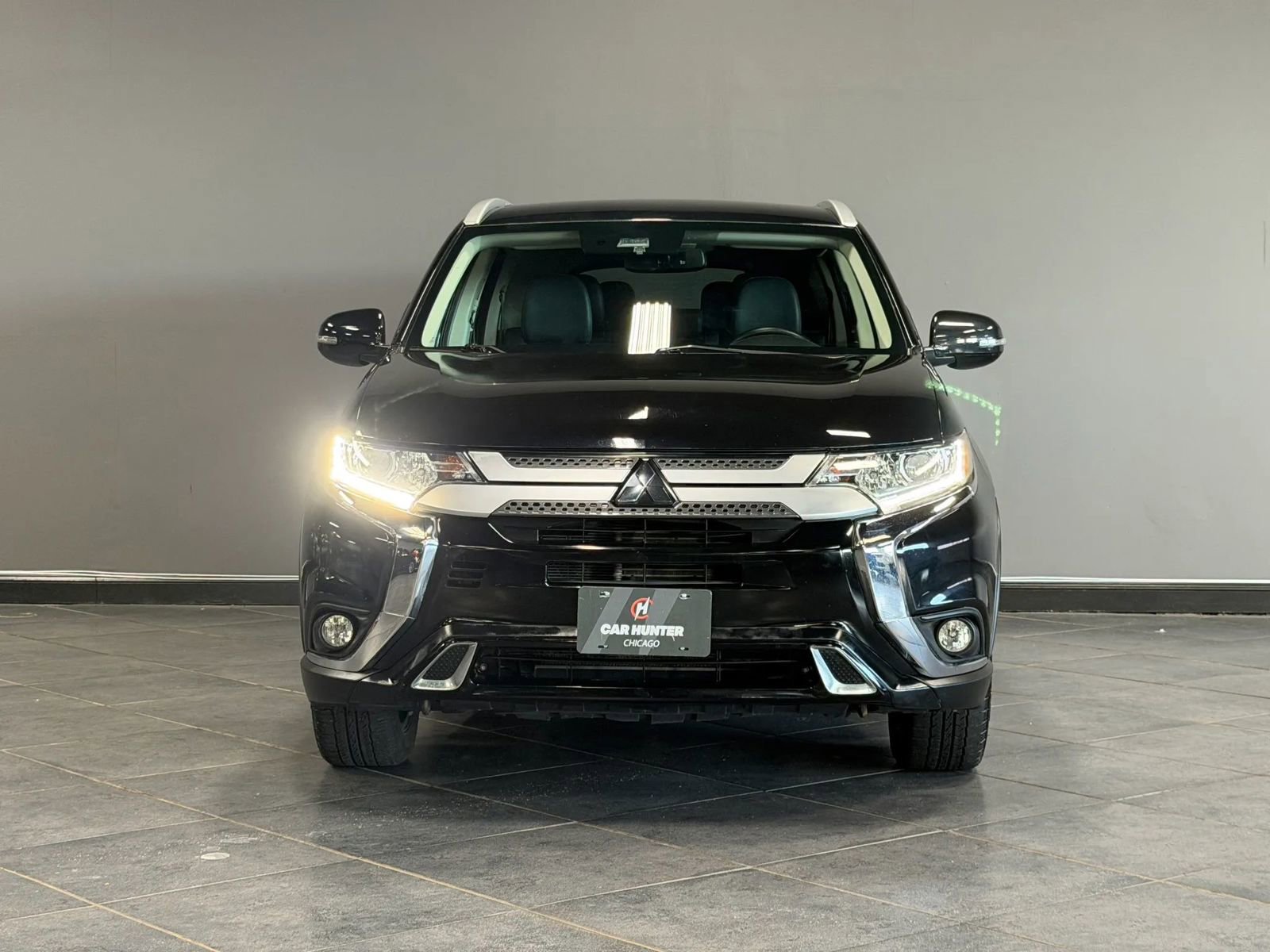Used 2020 Mitsubishi Outlander FWD image 3