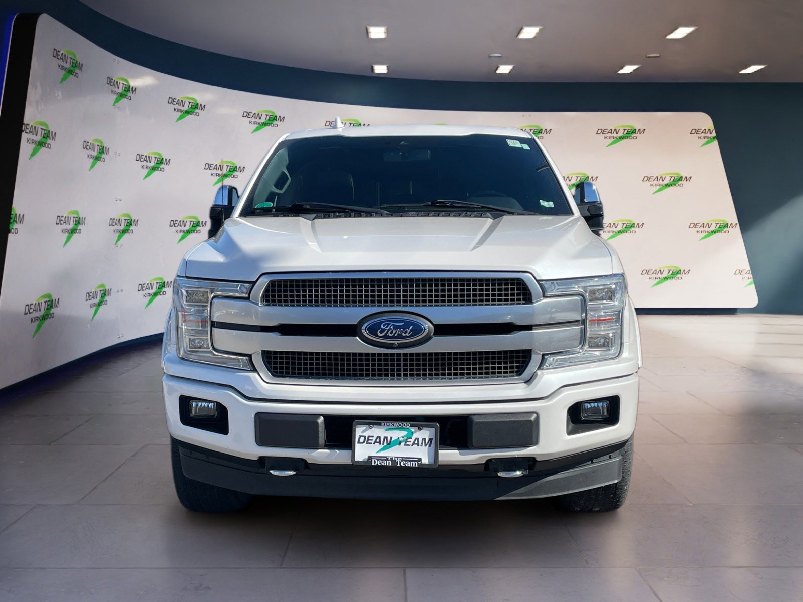 Used 2018 Ford F150 Platinum w/ Equipment Group 701A Luxury image 6