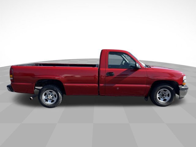 Used 2001 Chevrolet Silverado 1500 2WD Regular Cab w/ Firm Ride Suspension Pkg image 4