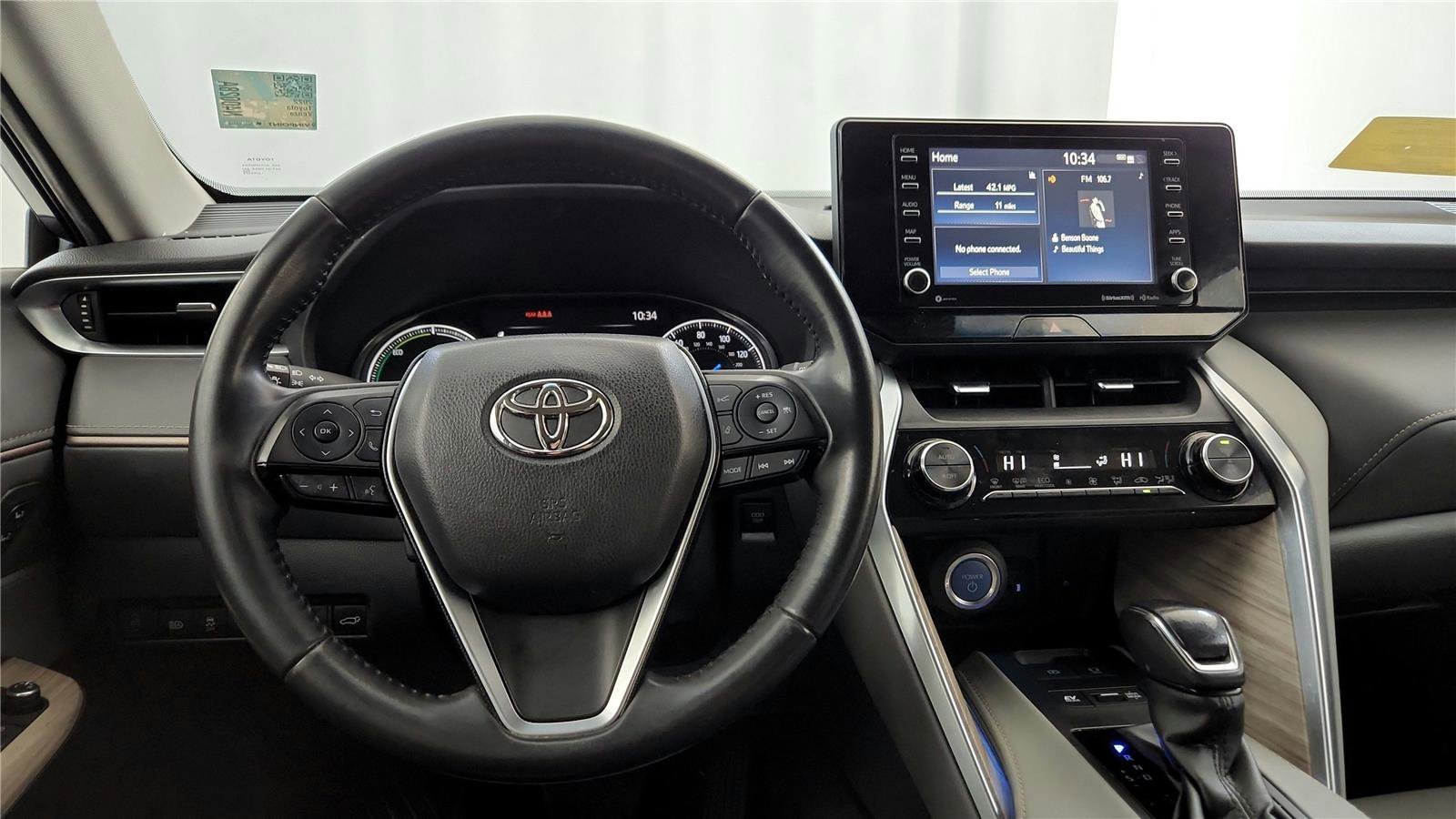 Certified 2022 Toyota Venza XLE image 27