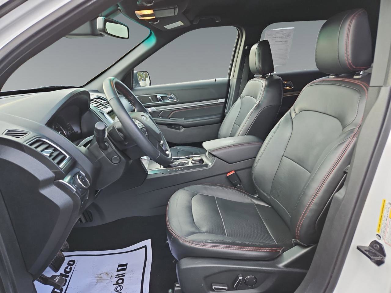 Used 2018 Ford Explorer Sport w/ Equipment Group 401A image 9