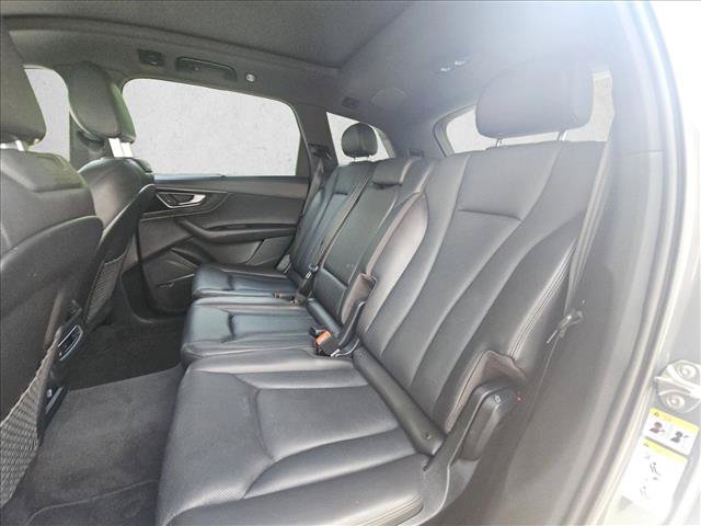 Used 2018 Audi Q7 3.0T Premium Plus w/ Premium Plus Package AWD/4WD image 17