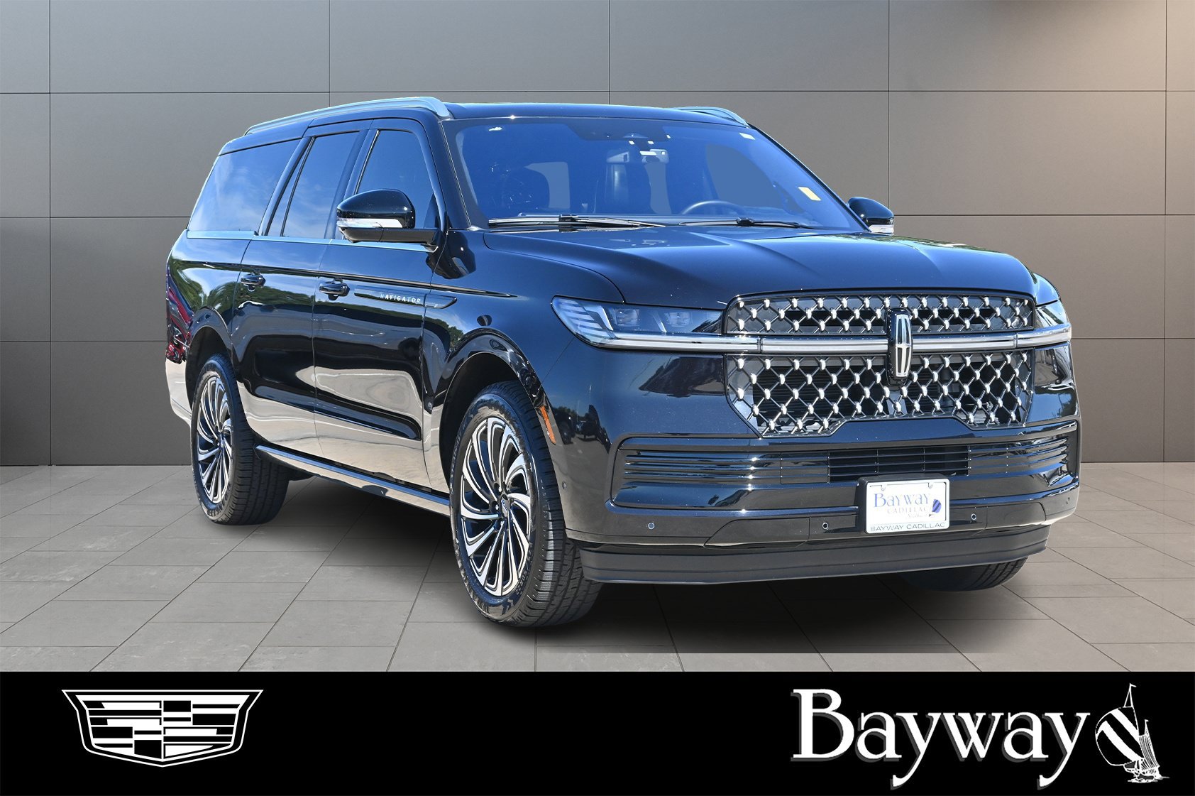 Used 2025 Lincoln Navigator L Black Label AWD/4WD image 4