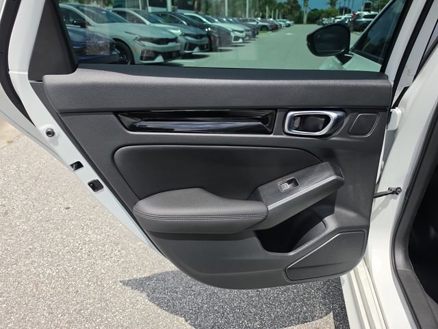 Used 2022 Honda Civic Touring image 13