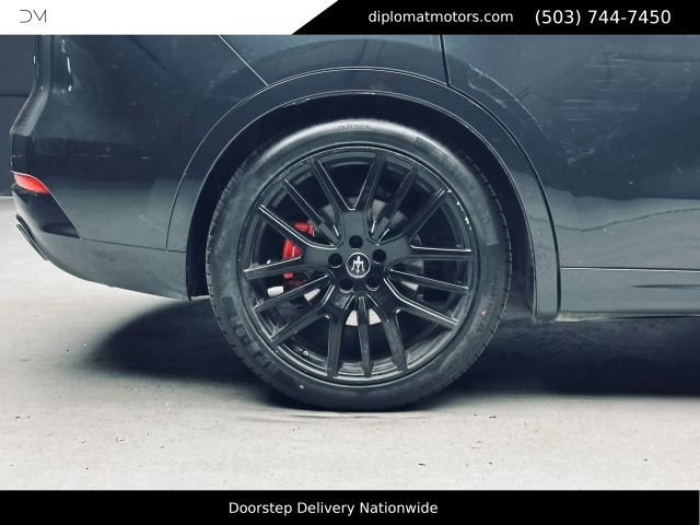 Used 2022 Maserati Levante GT AWD/4WD image 43