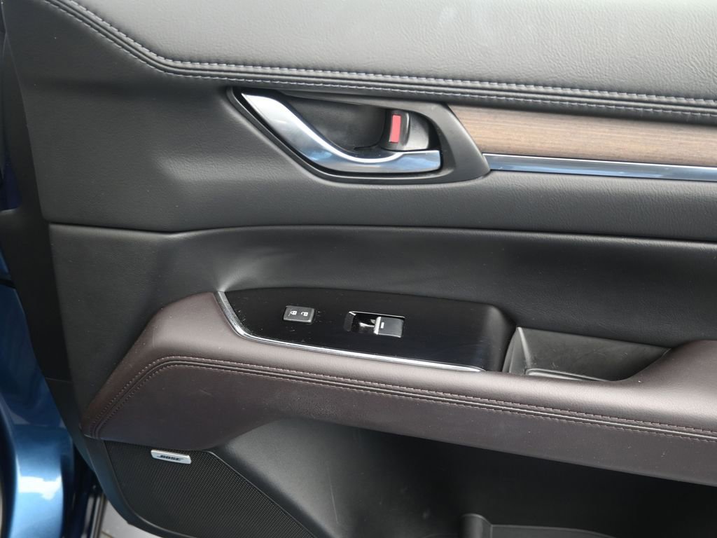 Used 2023 MAZDA CX-5 Signature image 19