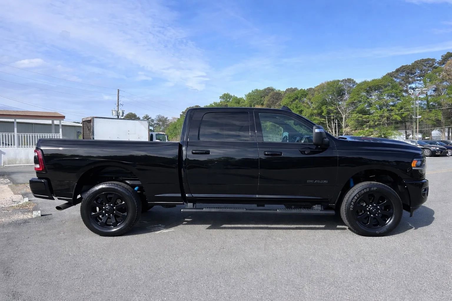 Used 2024 RAM 2500 Laramie w/ Night Edition image 6