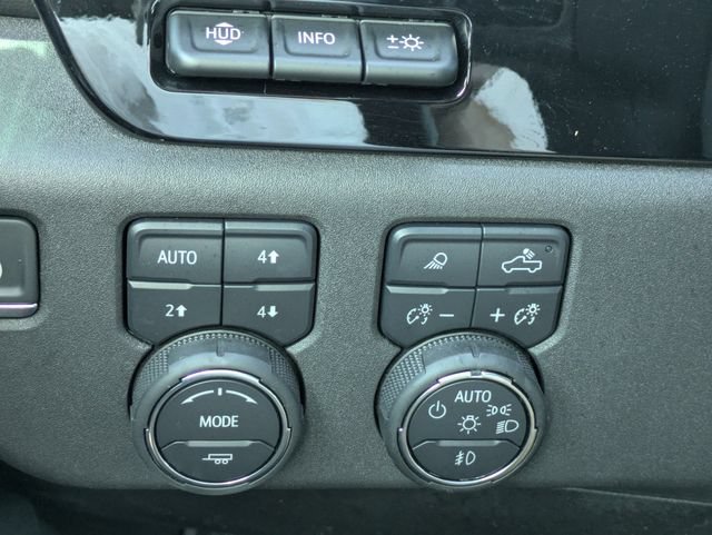 Used 2025 Chevrolet Silverado 3500 High Country w/ High Country Premium Package AWD/4WD image 22