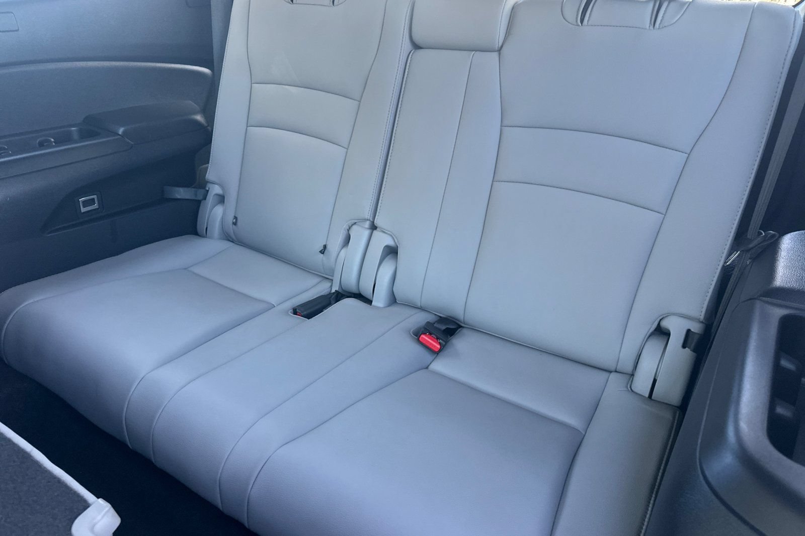 Used 2016 Honda Pilot Touring image 15