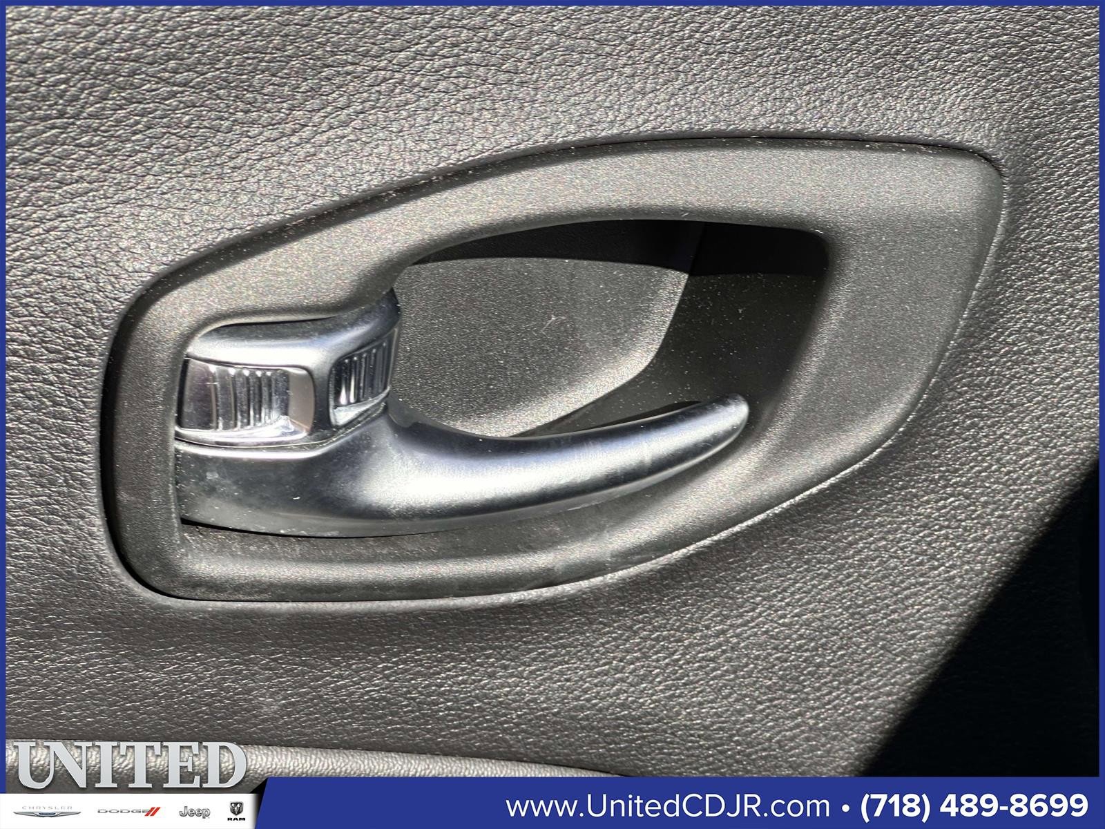 Used 2019 Jeep Compass Limited image 11