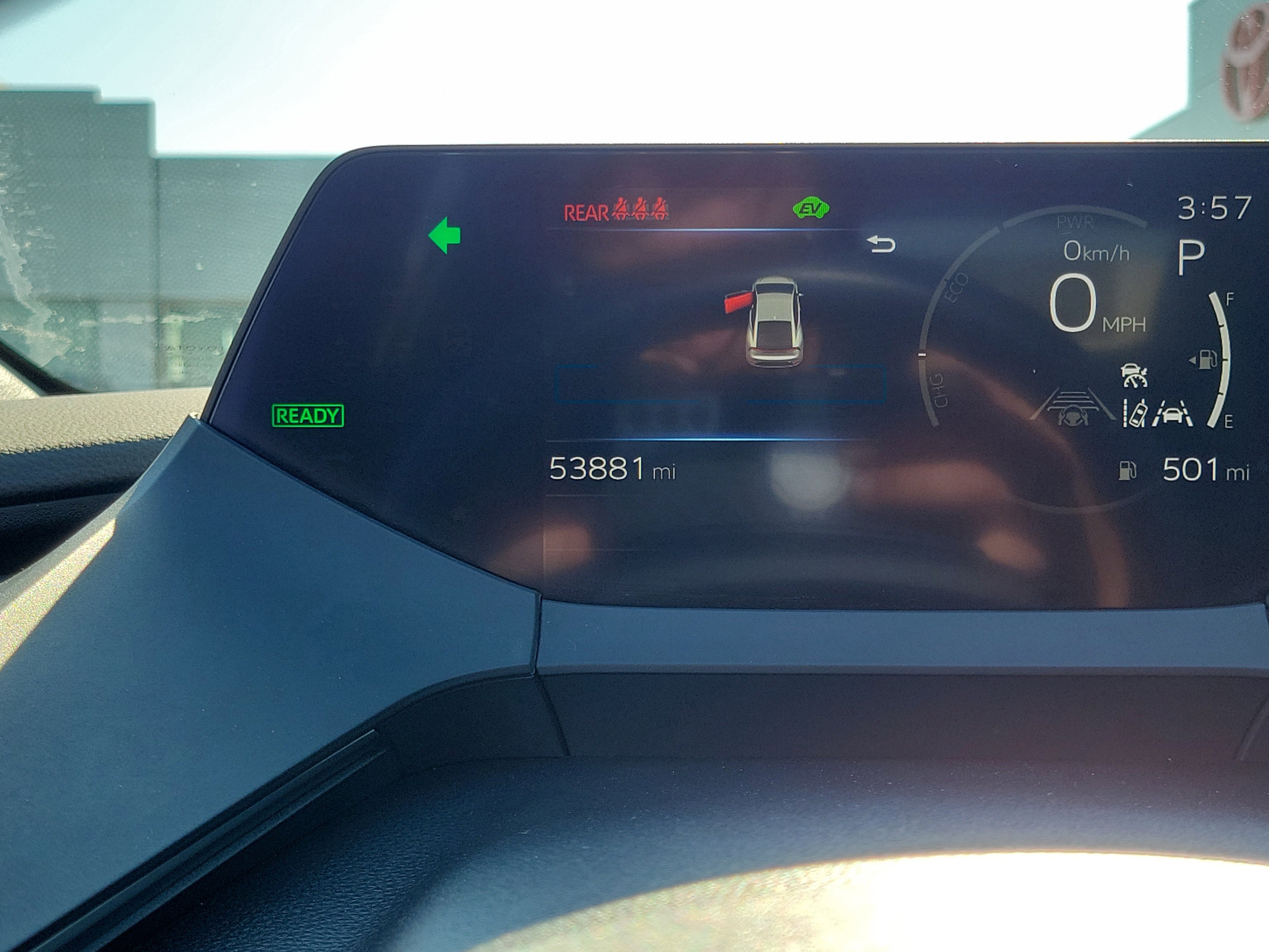 Used 2024 Toyota Prius LE FWD image 25