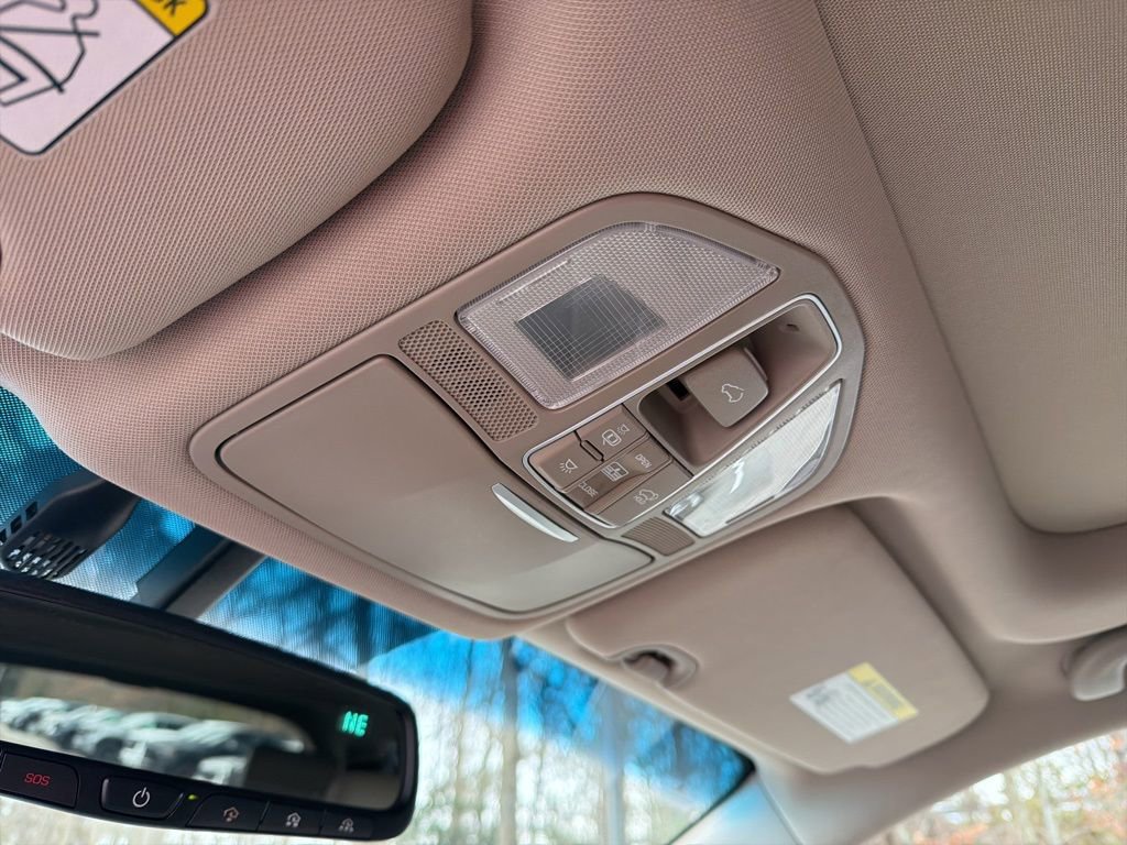 Used 2017 Hyundai Santa Fe Sport w/ 2.4L Tech Package 04 image 20