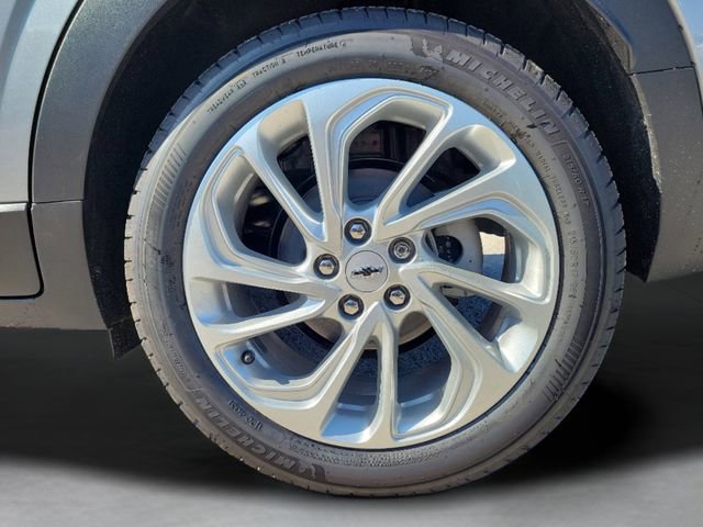 New 2027 Chevrolet Bolt LT w/ Comfort Package image 7