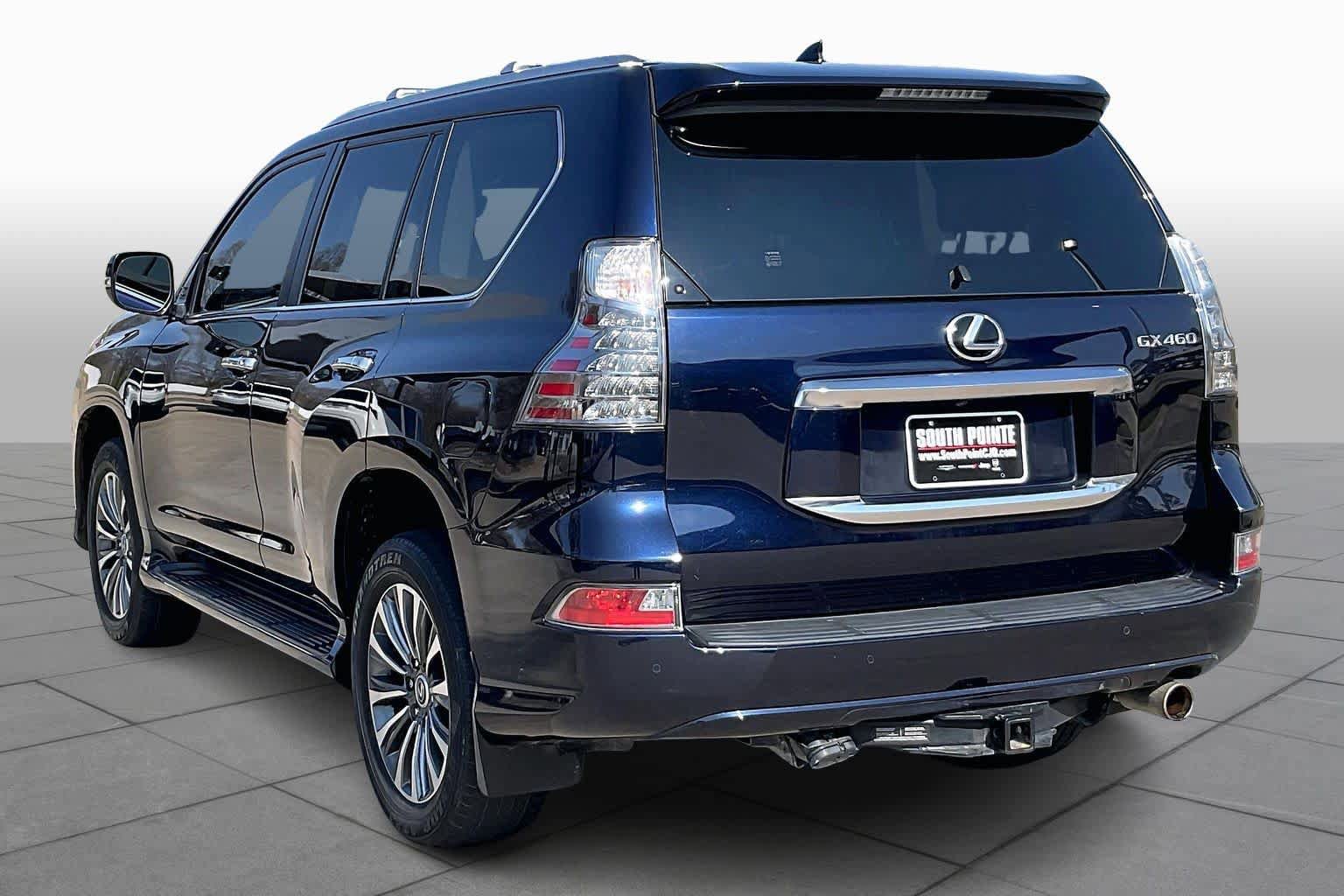 Used 2023 Lexus GX 460 Luxury w/ Accessory Package AWD/4WD image 12