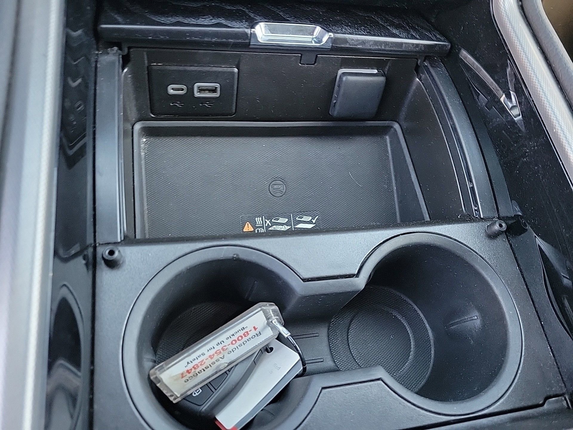 Used 2024 GMC Yukon Denali image 36