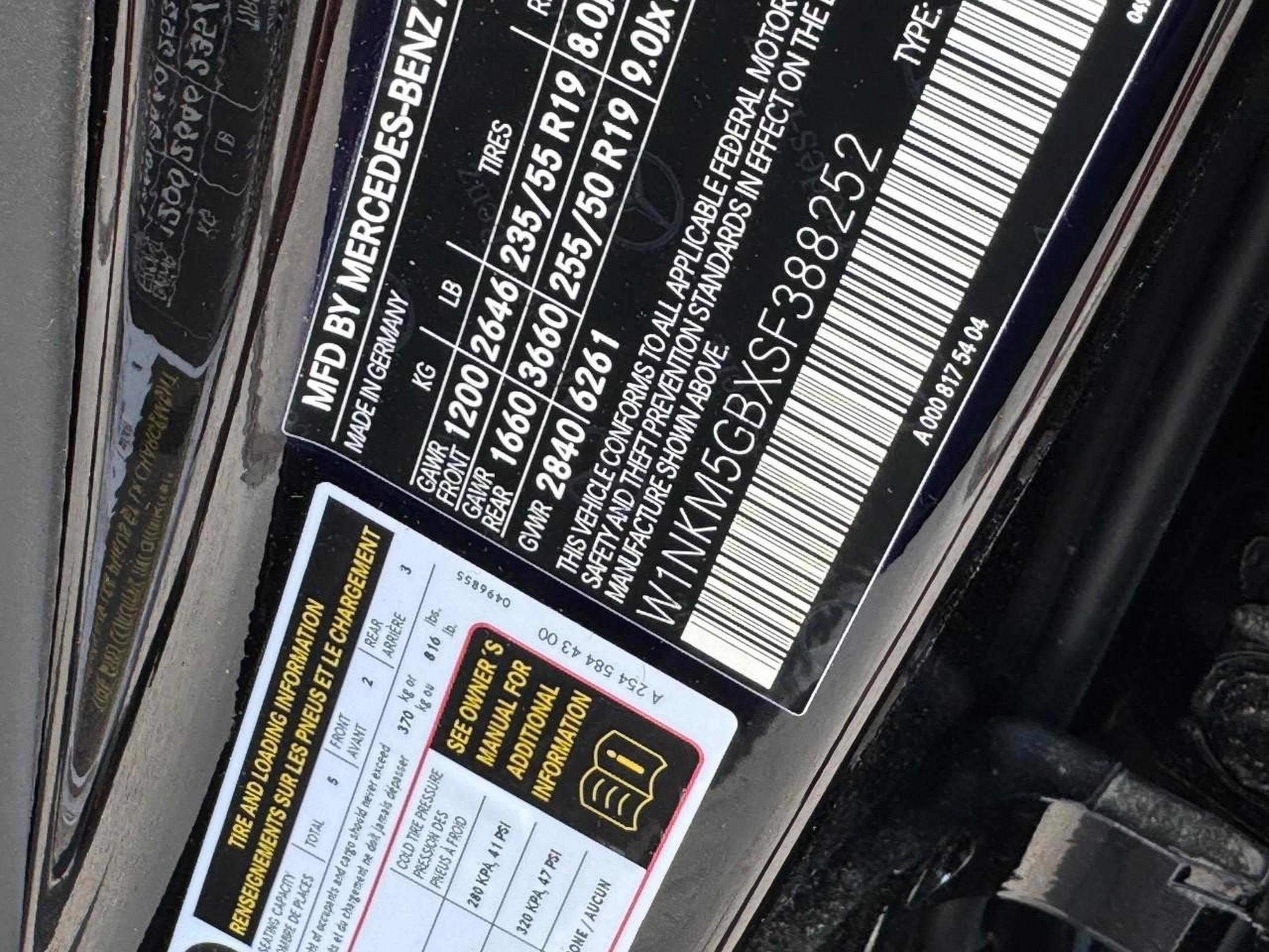 Certified 2025 Mercedes-Benz GLC 350e 4MATIC image 33