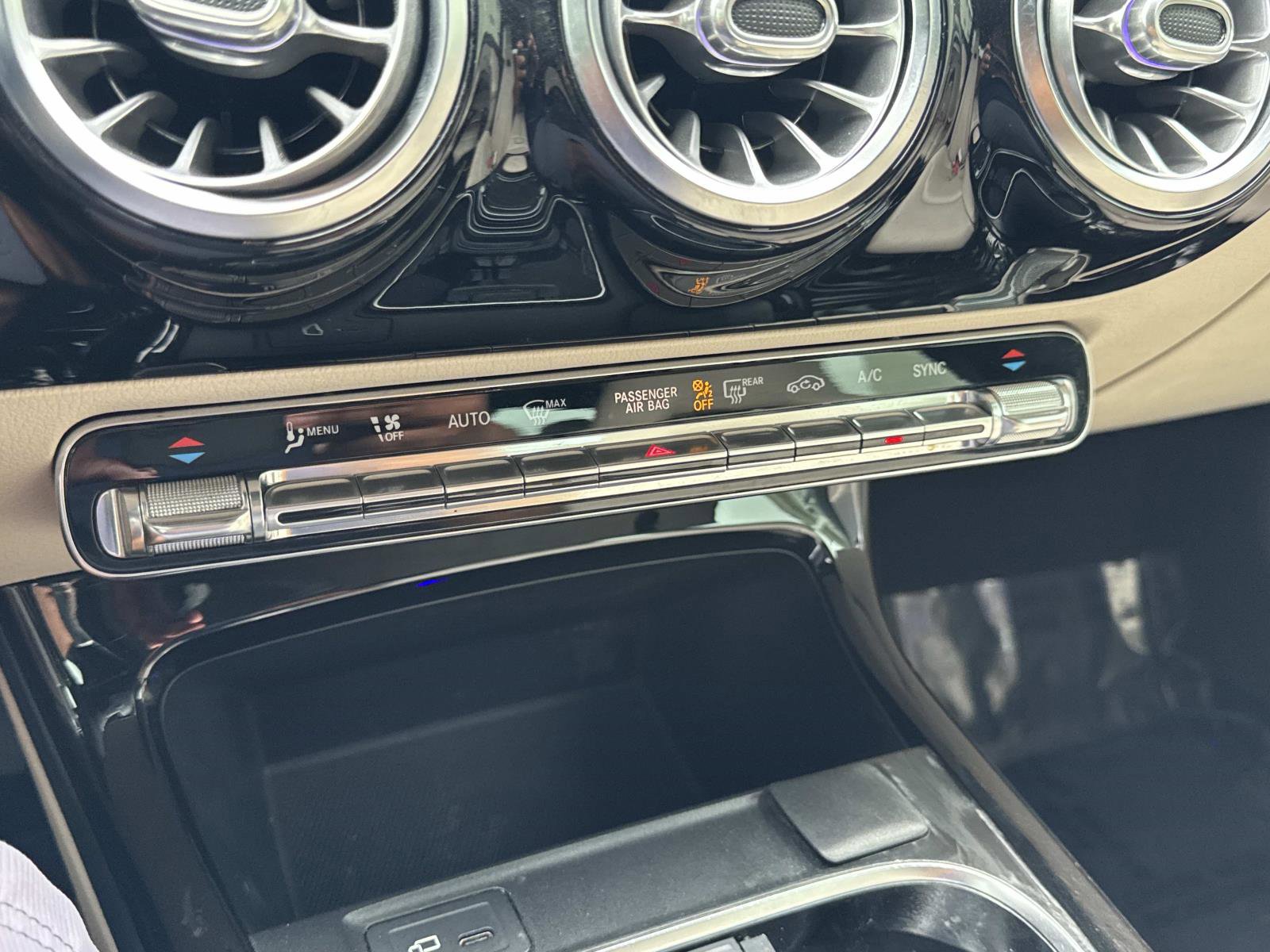 Used 2020 Mercedes-Benz CLA 250 image 20